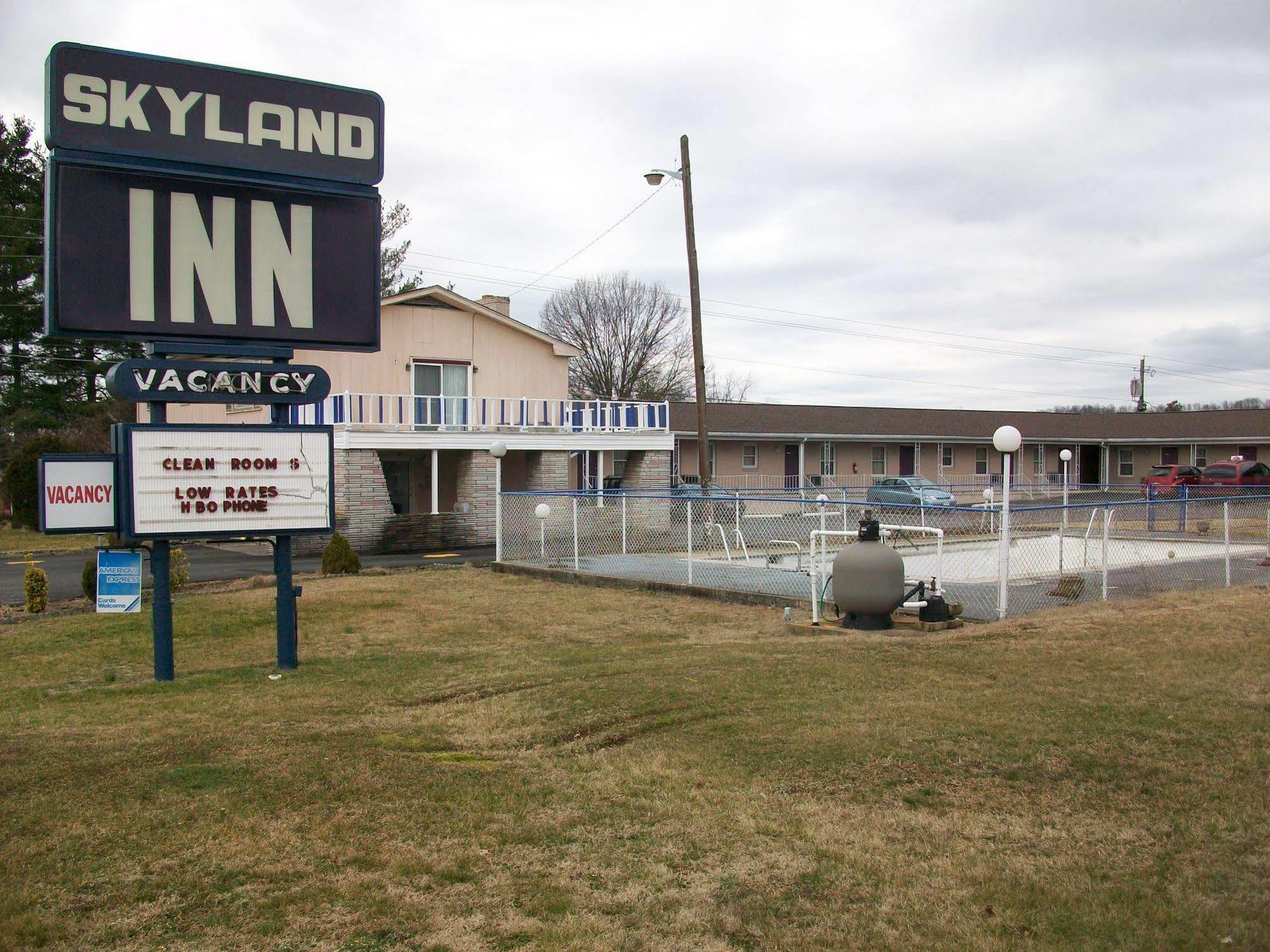 Skyland Inn - Bristol Hilander Park Kültér fotó